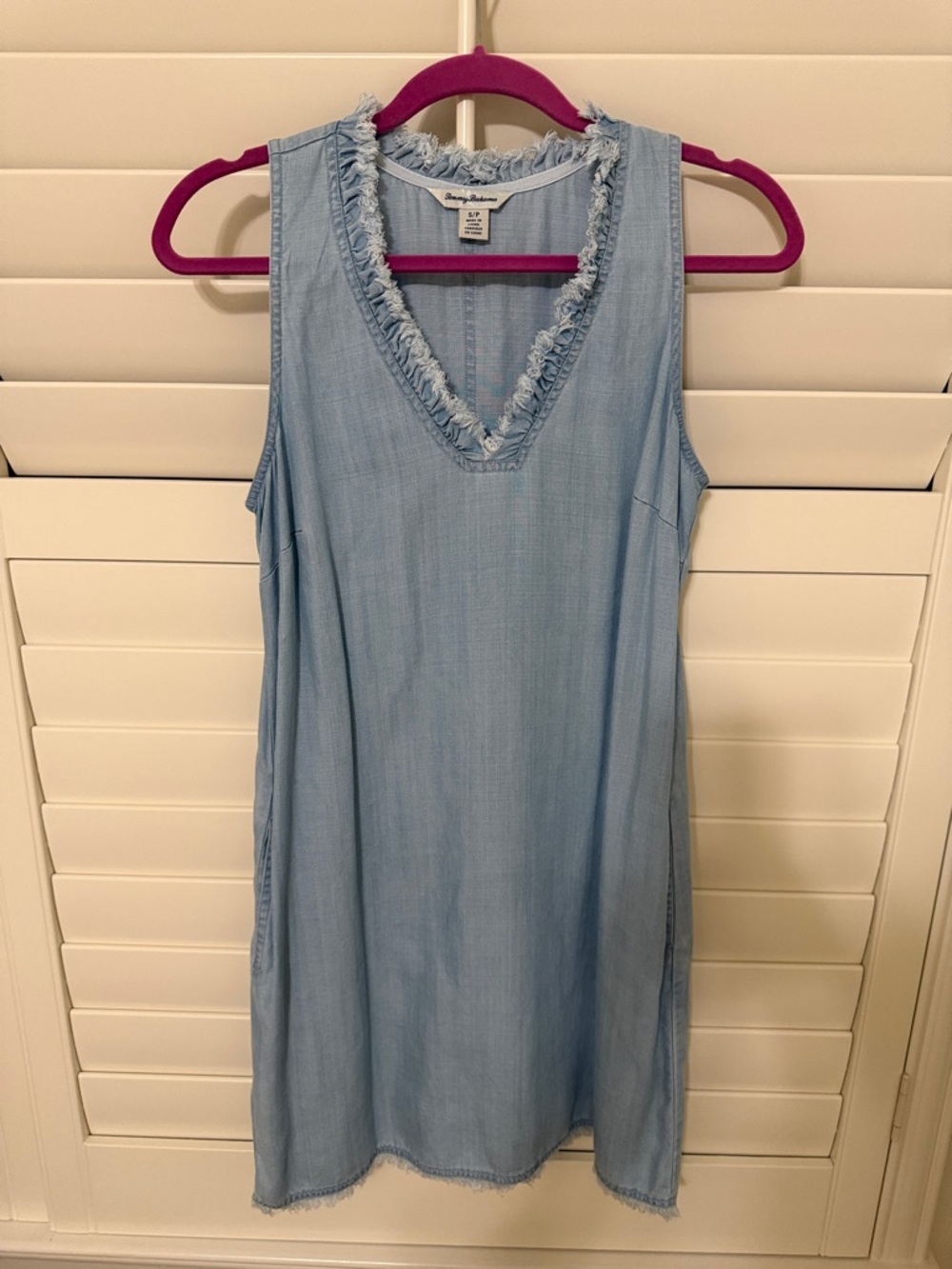 Tommy Bahama Light Blue Chambray Sleeveless V-Neck Dress